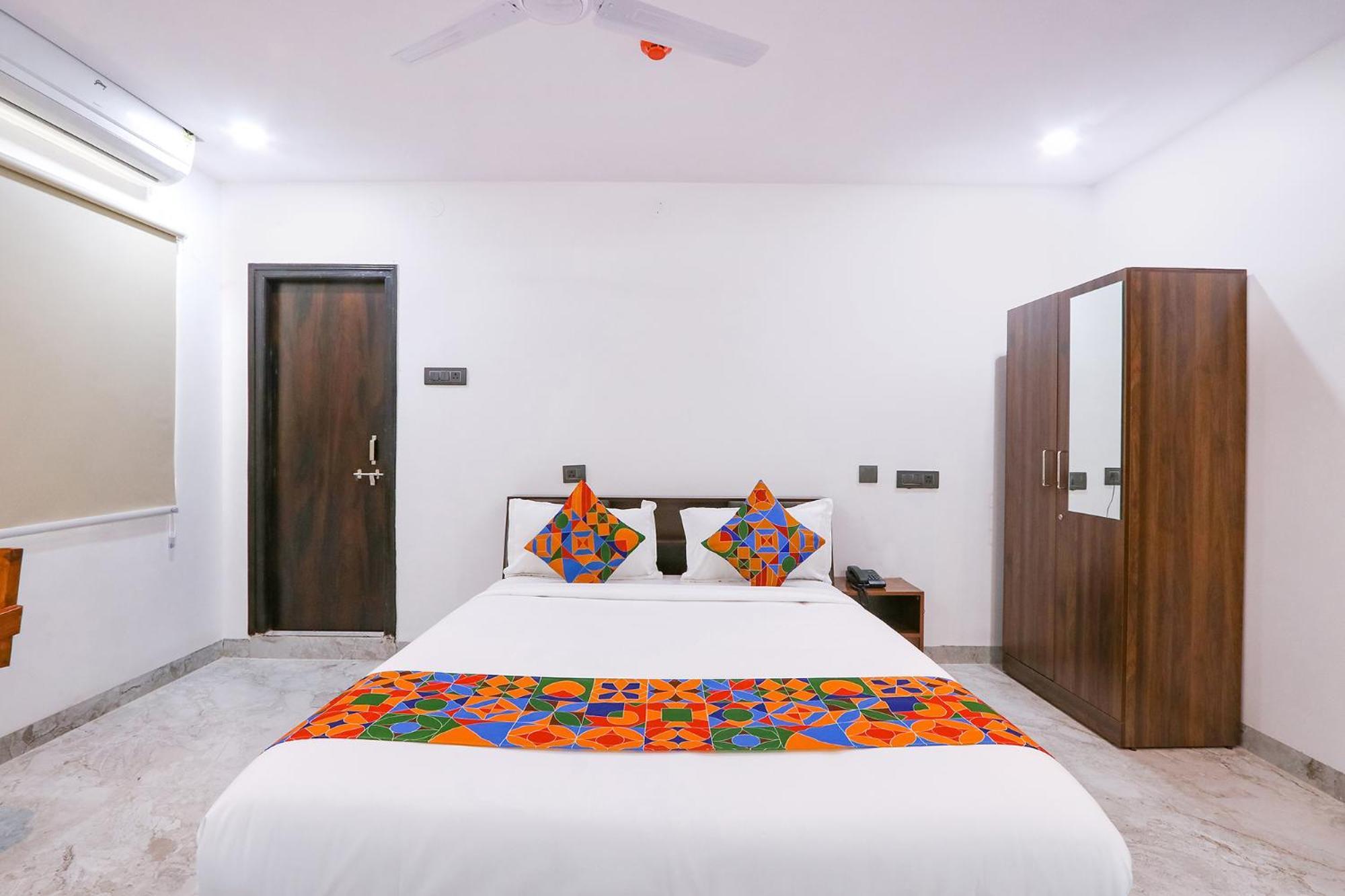 Fabhotel Relax Inn Hyderabad Exteriör bild