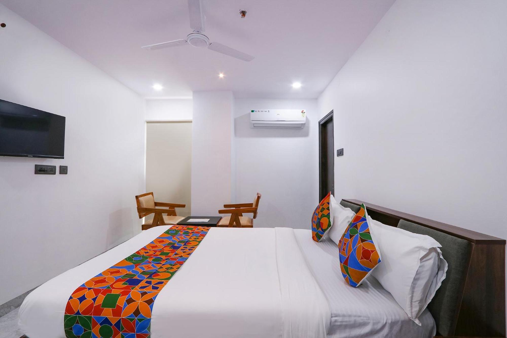 Fabhotel Relax Inn Hyderabad Exteriör bild